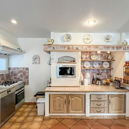 Avec Piscine 1 בית נופש *